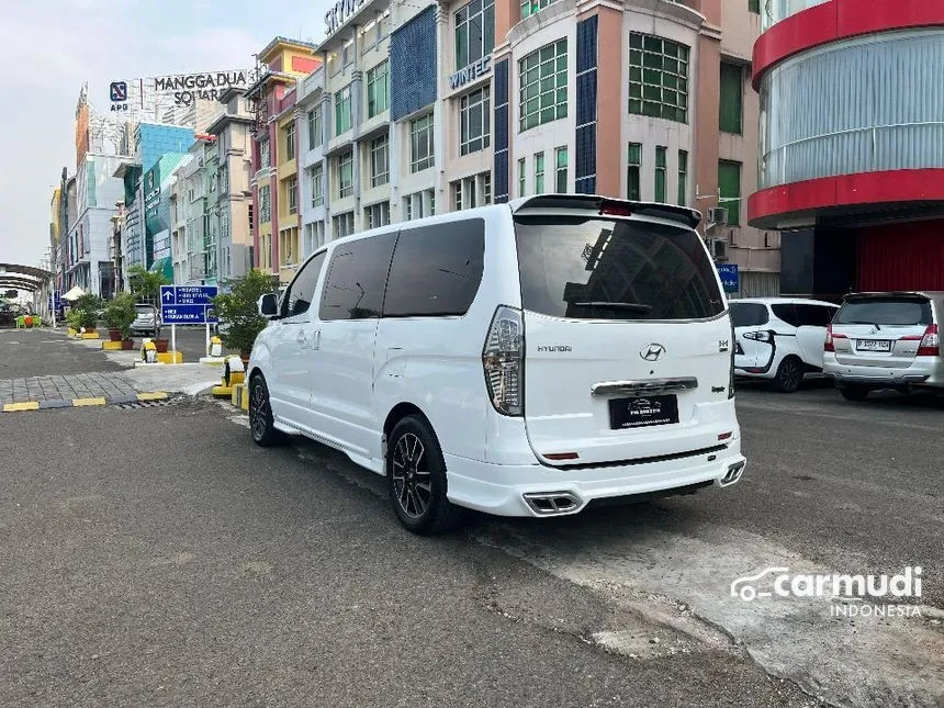 2018 Hyundai H-1 Royale Limited MPV