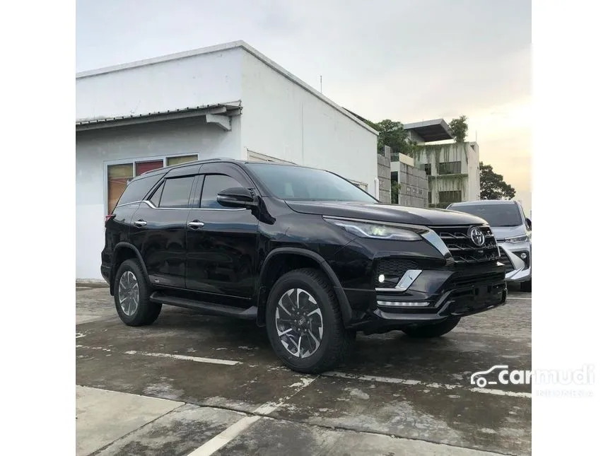2023 Toyota Fortuner GR Sport Two-Tone SUV