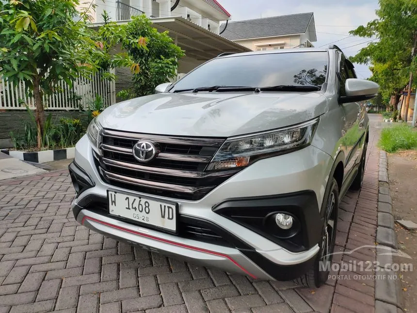 Jual Mobil Toyota Rush 2019 TRD Sportivo 1.5 di Jawa Timur Automatic SUV Silver Rp 220.000.000