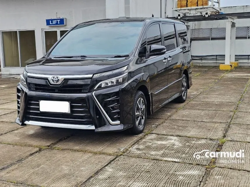 2019 Toyota Voxy MPV