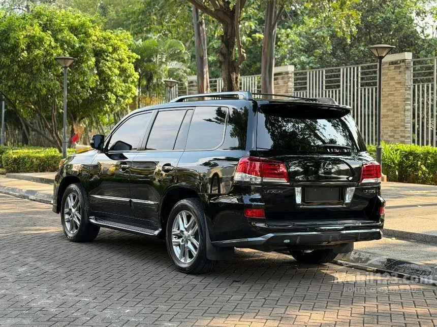 2013 Lexus LX 570 SUV