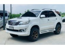 2012 Toyota Fortuner 3.0 (ปี 12-15) V SUV