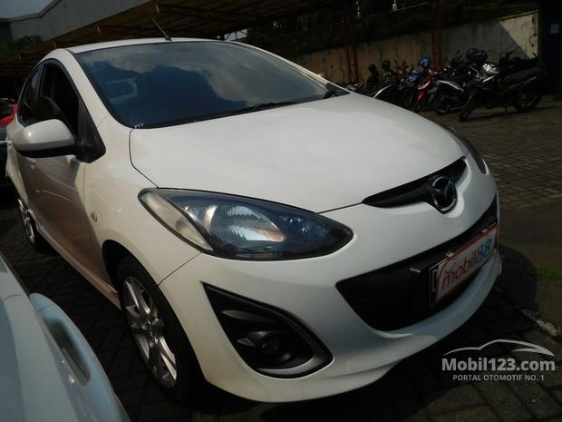 Mazda 2 R Mobil bekas dijual di Bandung Jawa-barat 