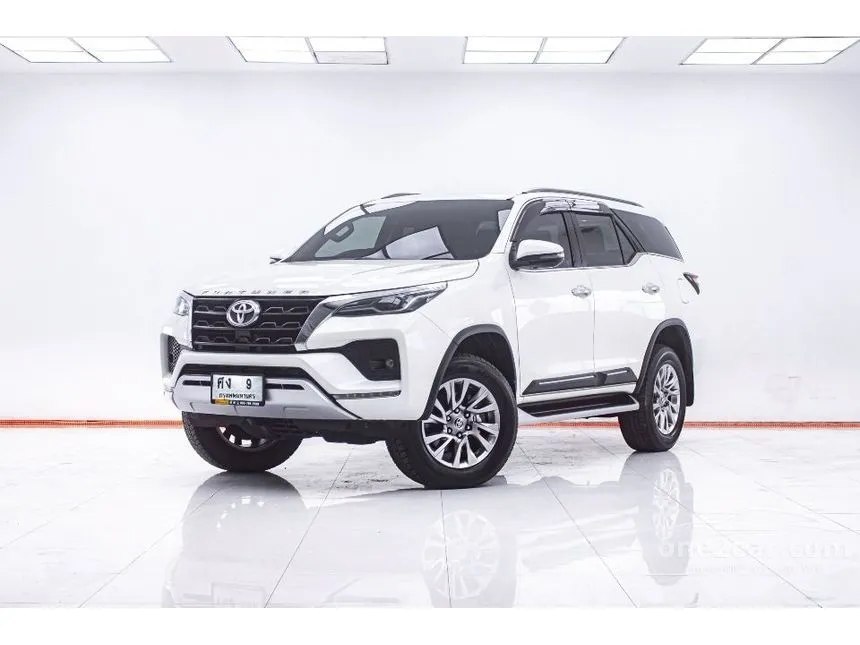 2021 Toyota FORTUNER V SUV