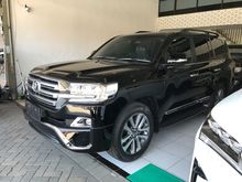 Toyota Landcruiser VXR 200 Tahun 2016. Km 5ribu. kondisi Bagus dan Terawat