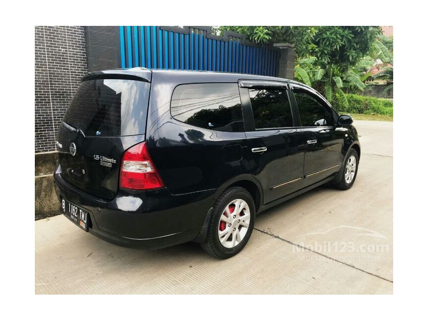 Jual Mobil  Nissan  Grand  Livina  2011 Ultimate 1 5 di Jawa  