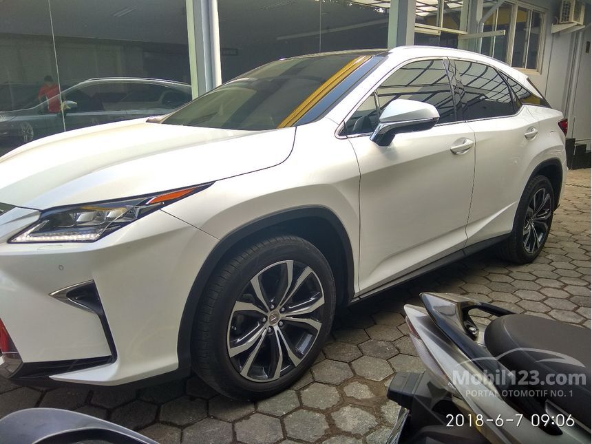 Jual Mobil  Lexus  RX200t 2021 AL20 2 0 di Jawa Barat 