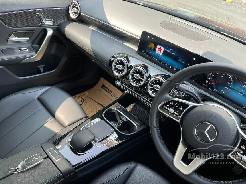 2020 Mercedes-Benz A200 Progressive Line Sedan