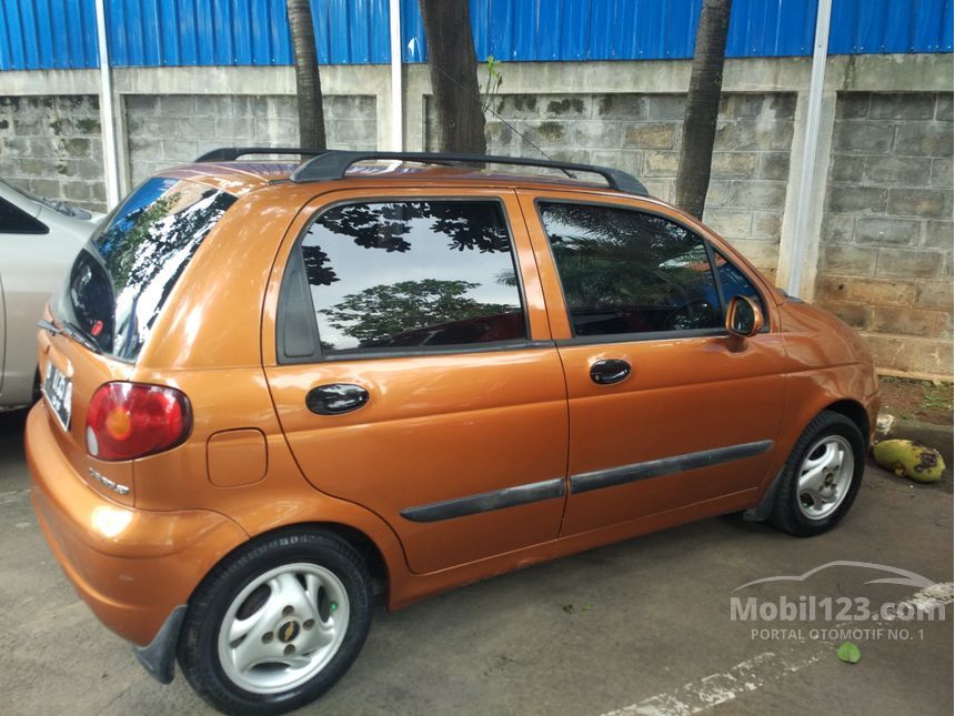 2004 Chevrolet Spark LS Hatchback