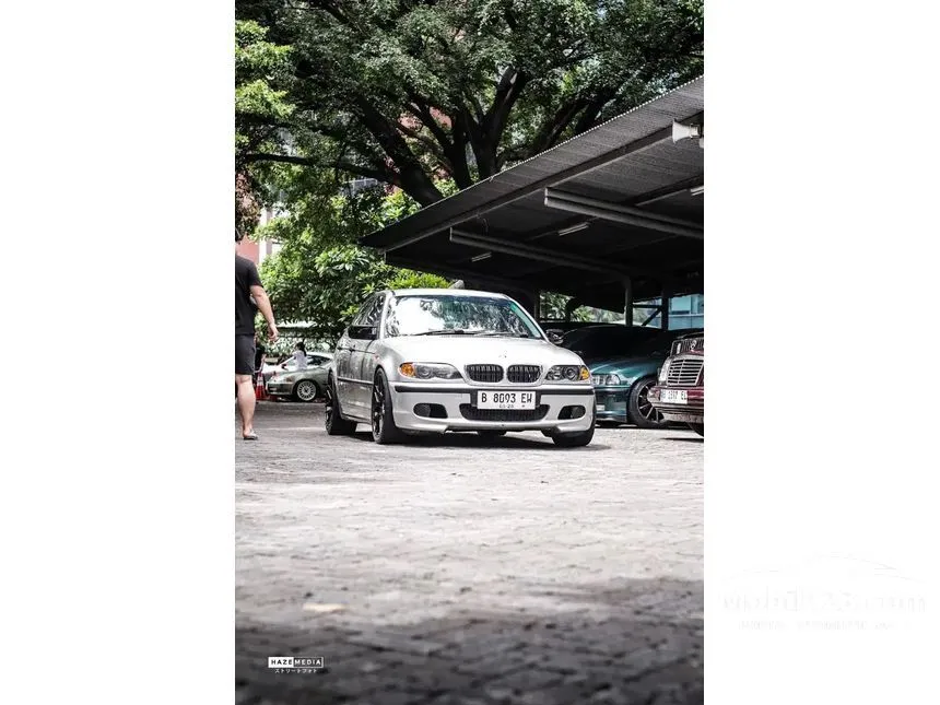 Jual Mobil BMW 318i 2003 2.0 di DKI Jakarta Automatic Sedan Silver Rp 170.000.000