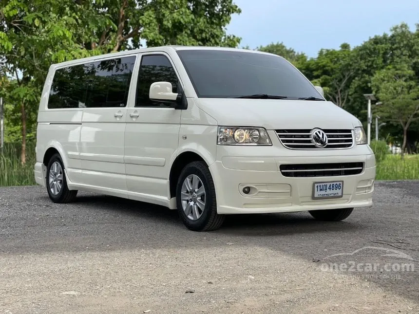 2010 Volkswagen CARAVELLE TDi Van