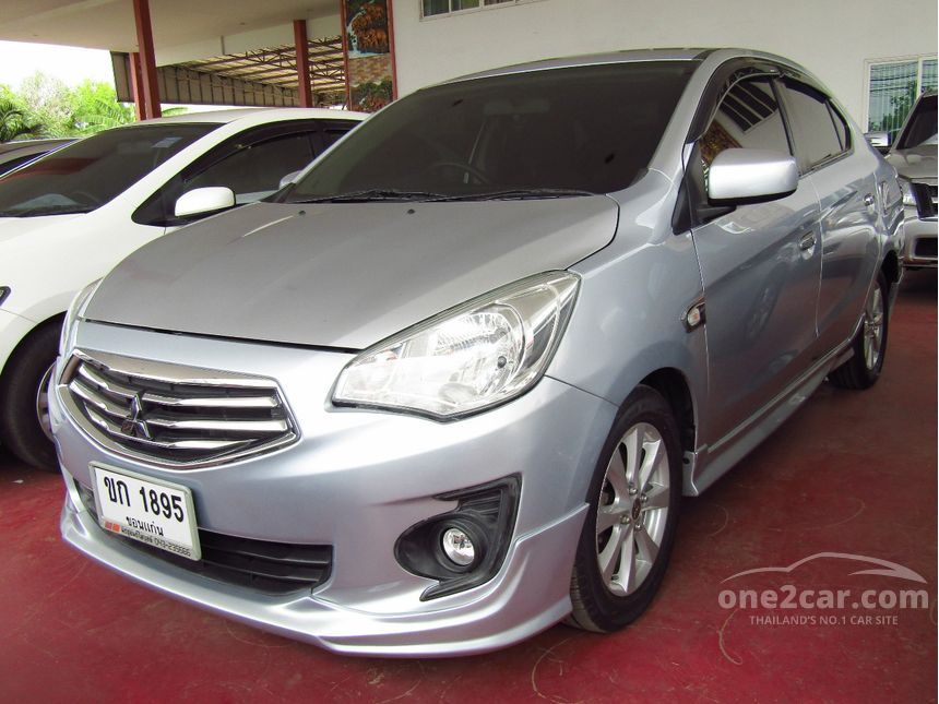 Mitsubishi attrage 2013