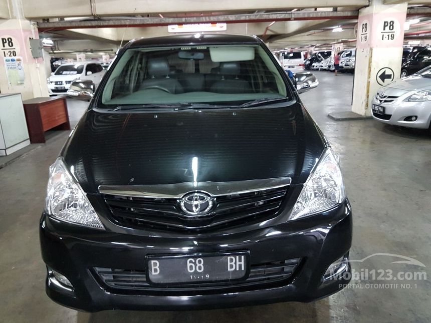 Cari Gambar Mobil  Kijang Innova  Tahun 2010