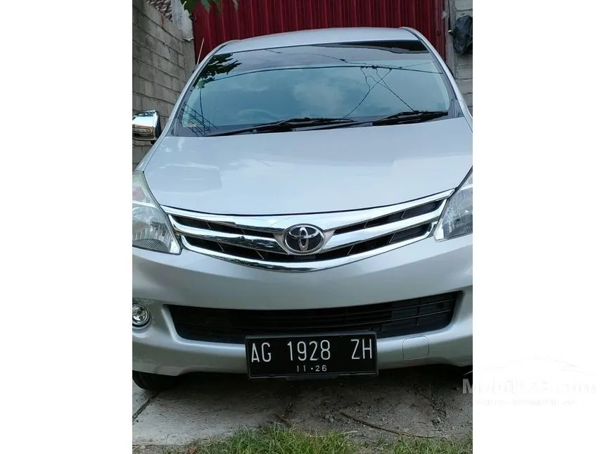 Jual Mobil Toyota Avanza 2013 E 1.3 di Jawa Timur Manual MPV Silver Rp 120.000.000