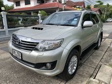 2011 Toyota Fortuner 3.0 (ปี 12-15) V SUV AT