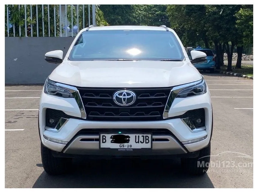2023 Toyota Fortuner VRZ 4X2 SUV