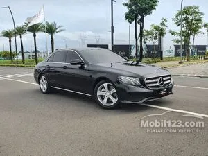 2017 Mercedes-Benz E250 2.0 Avantgarde CKD Sedan