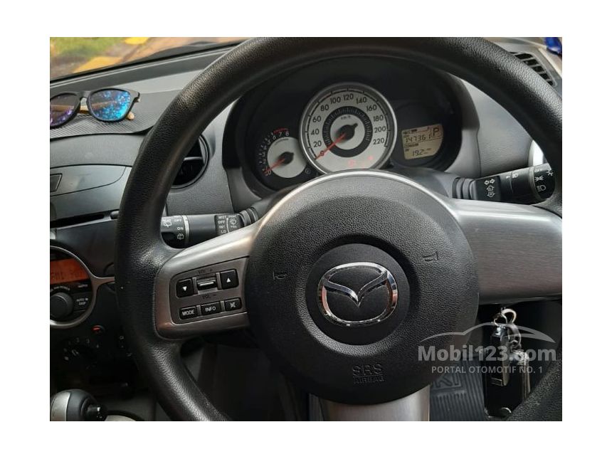 2010 Mazda 2 R Hatchback