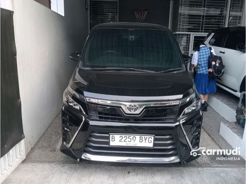 2018 Toyota Voxy Wagon