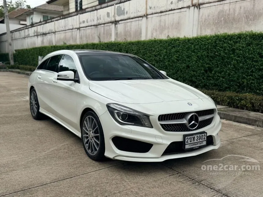 2016 Mercedes-Benz CLA250 AMG Shooting Brake Sport Wagon