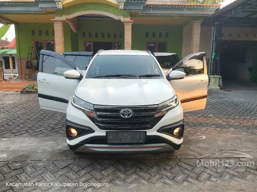 Jual Mobil Toyota Rush 2020 TRD Sportivo 1.5 di Jawa Timur Manual SUV Putih Rp 217.000.000