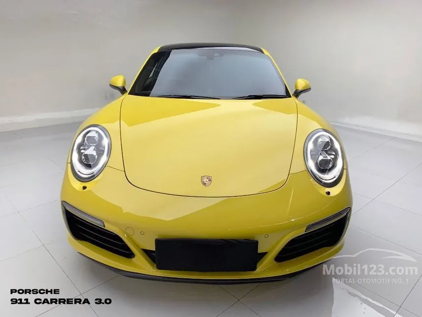 2018 Porsche 911 Carrera Coupe