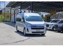 2020 Toyota Commuter 2.8 (ปี 19-30) Van
