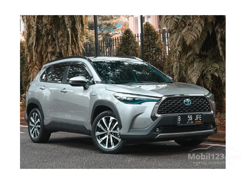2021 Toyota Corolla Cross Hybrid Wagon