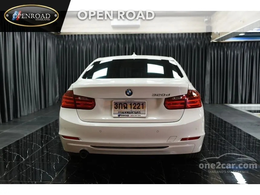 2013 BMW 320d Sport Sedan
