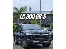 2026 Toyota Land Cruiser 3.3 300 VX-R SUV GR 4x4 AT Hitam, SPECIAL PROMO (BRAND NEW) DP RENDAH