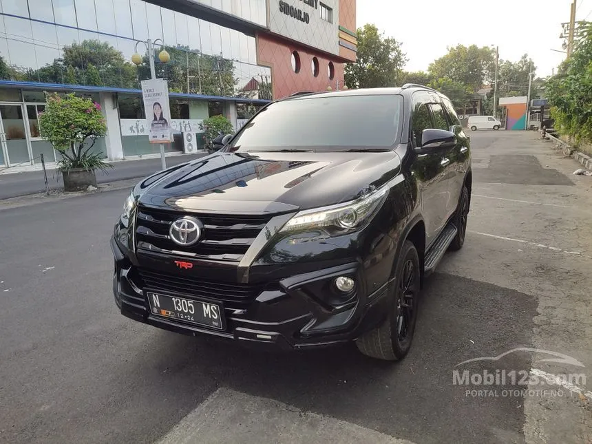 Jual Mobil Toyota Fortuner 2019 TRD 2.4 di Jawa Timur Automatic SUV Hitam Rp 442.000.000