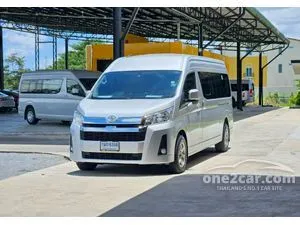 2020 Toyota Commuter 2.8 Van