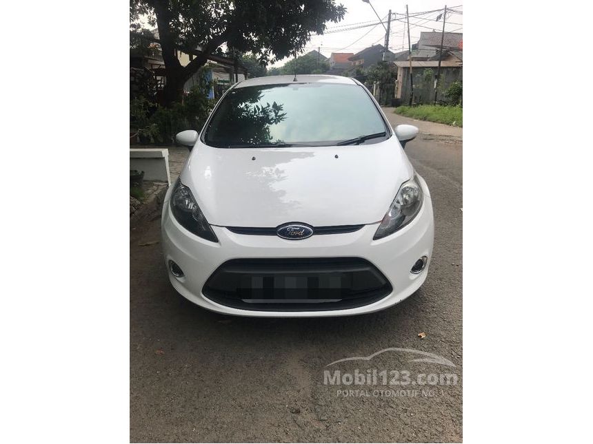 Jual Mobil Ford Fiesta 2012 Trend 1.4 di Banten Automatic 