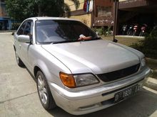 2000 Toyota Soluna XLi Sedan