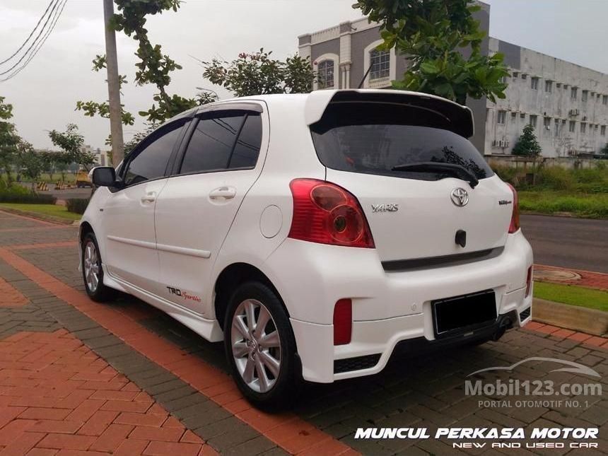 Jual Mobil Toyota Yaris 2013 Trd Sportivo 1 5 Di Banten Automatic Hatchback Putih Rp 172 000 000 3183901 Mobil123 Com