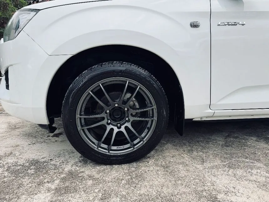 2020 Isuzu D-MAX S Cab-4 Pickup