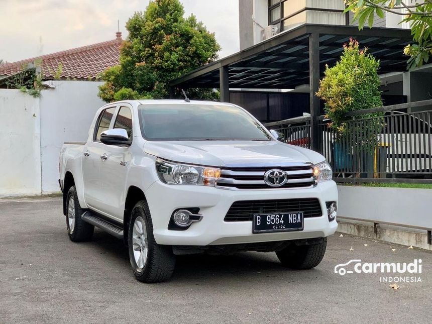 2019 Toyota Hilux E Extended Cab Pick-up