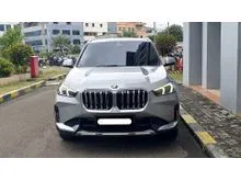 2023 BMW X1 1.5 sDrive18i xLine SUV silver km 27 ribuan