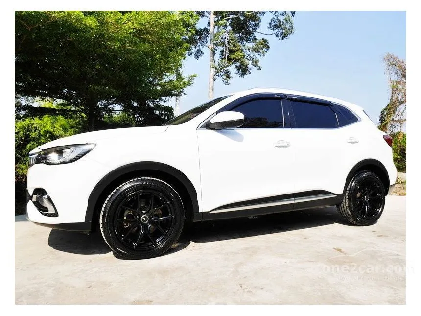 2020 MG HS D SUV