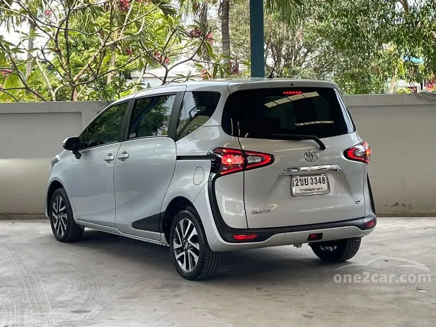 2022 Toyota SIENTA V Wagon