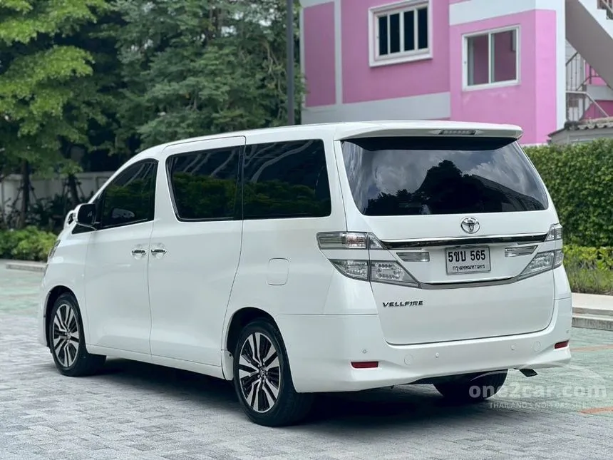 2014 Toyota VELLFIRE V Van