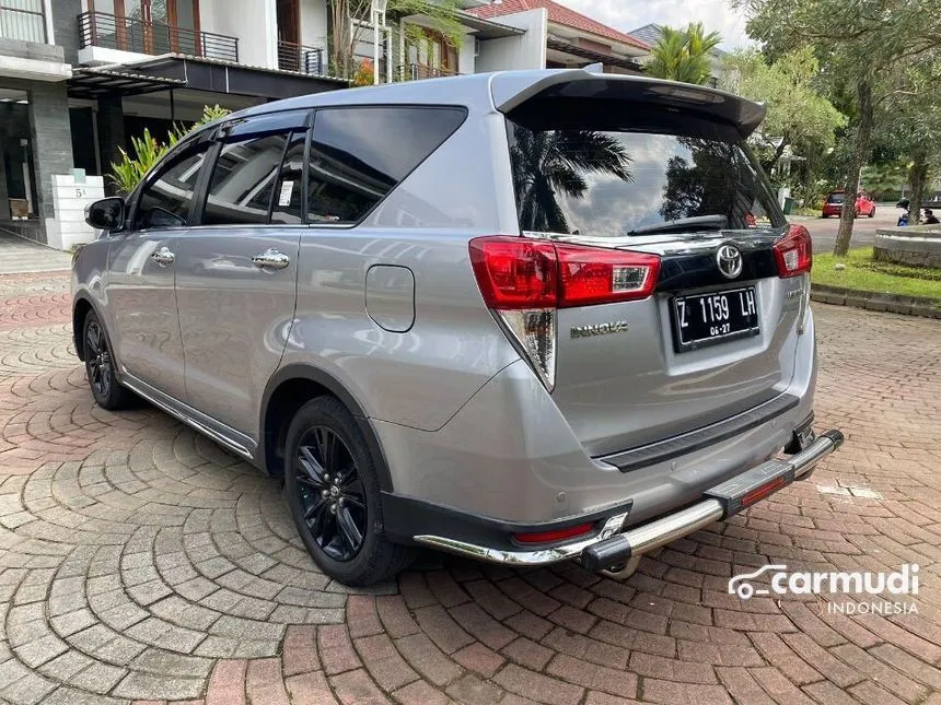 2017 Toyota Innova Venturer Wagon