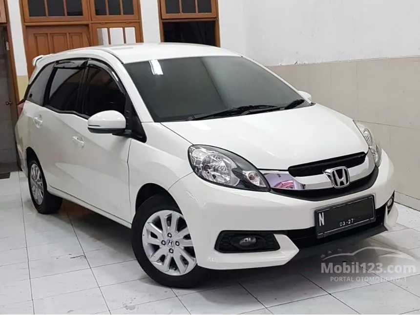 Jual Mobil Honda Mobilio 2016 E 1.5 di Jawa Timur Manual MPV Putih Rp 143.000.000