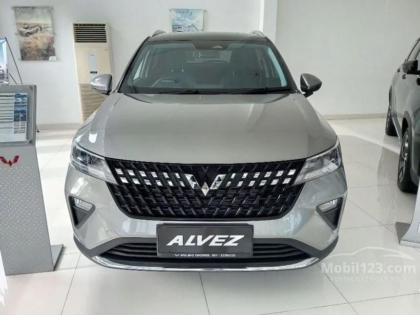 Jual Mobil Wuling Alvez 2023 EX 1.5 di Banten Automatic Wagon Silver Rp 265.000.000