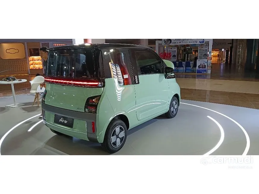 2024 Wuling EV Air ev Lite Long Range Hatchback