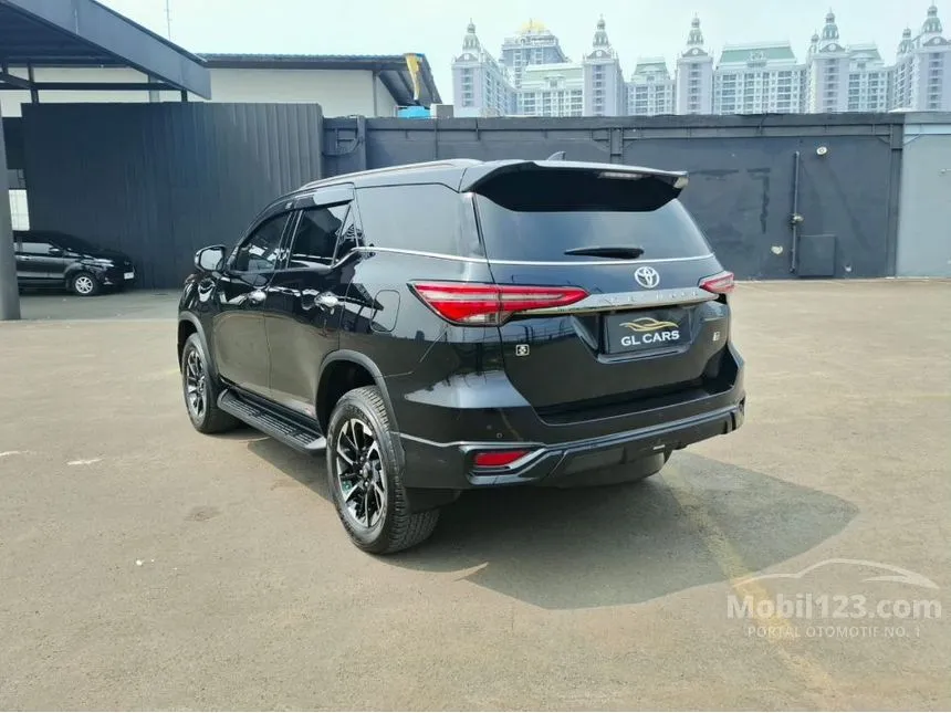 2021 Toyota Fortuner VRZ GR SPORT 4X2 SUV