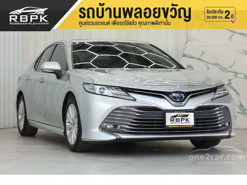 2019 Toyota Camry Hybrid Premium Sedan