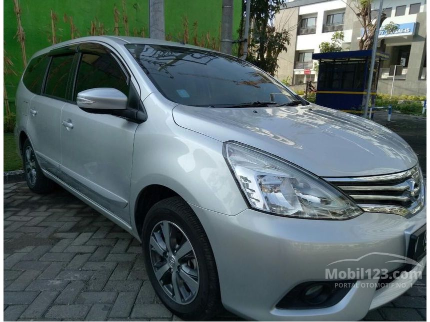 Jual Mobil Nissan Grand Livina 2016 XV 1.5 di Jawa Timur 