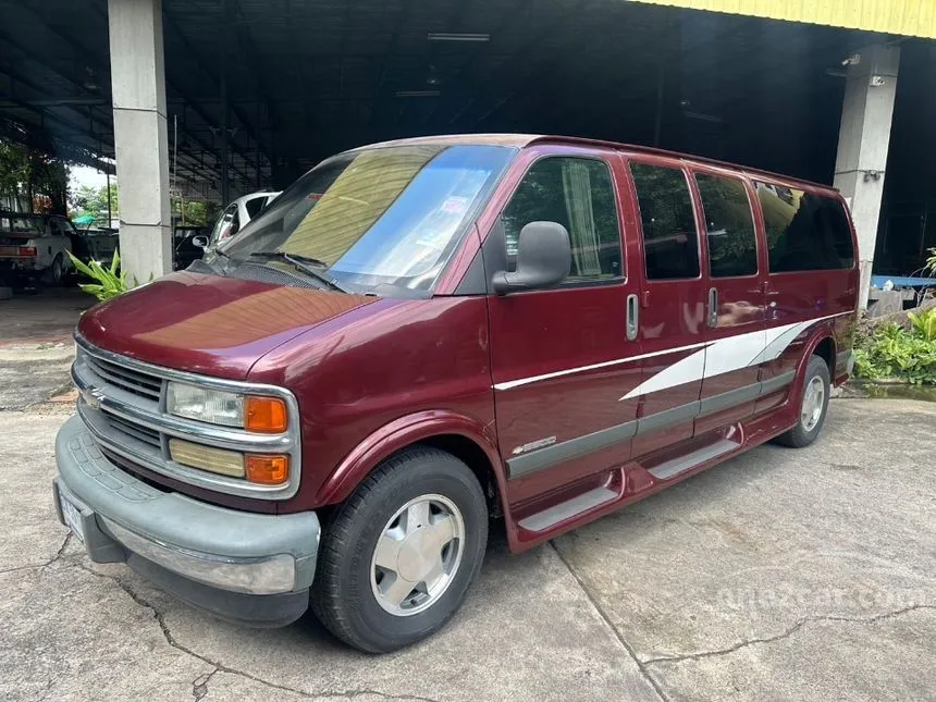 2003 Chevrolet EXPRESS V8 Van