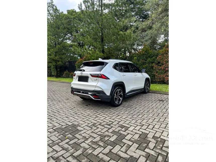 2023 Toyota Yaris Cross S with GR Parts Aero Pkg SUV